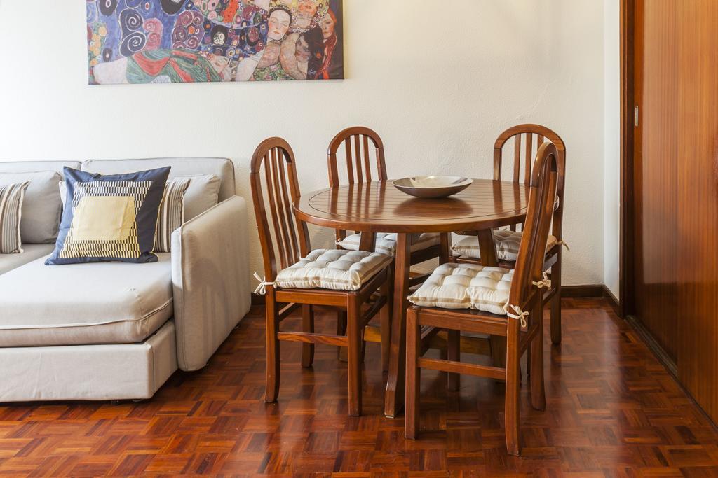 Apartment Camoes Deluxe ポルト エクステリア 写真