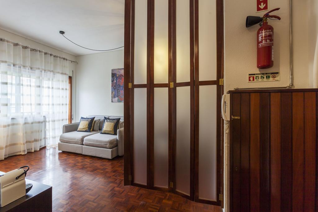 Apartment Camoes Deluxe ポルト エクステリア 写真