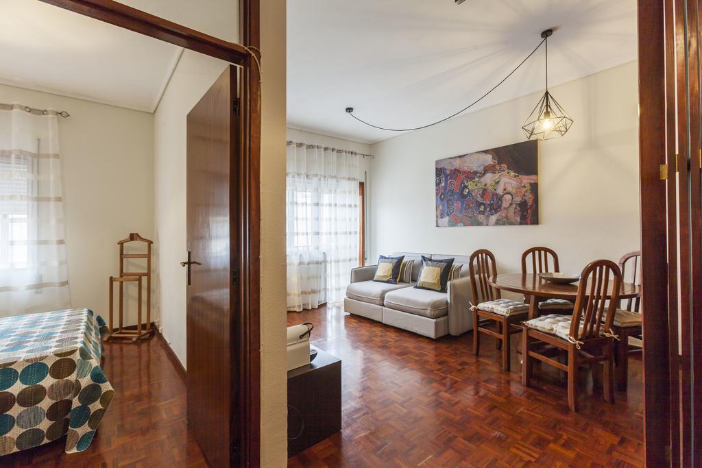 Apartment Camoes Deluxe ポルト エクステリア 写真