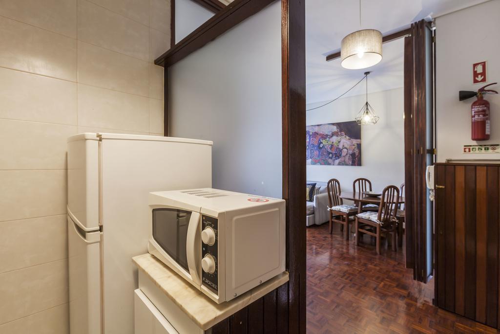 Apartment Camoes Deluxe ポルト エクステリア 写真